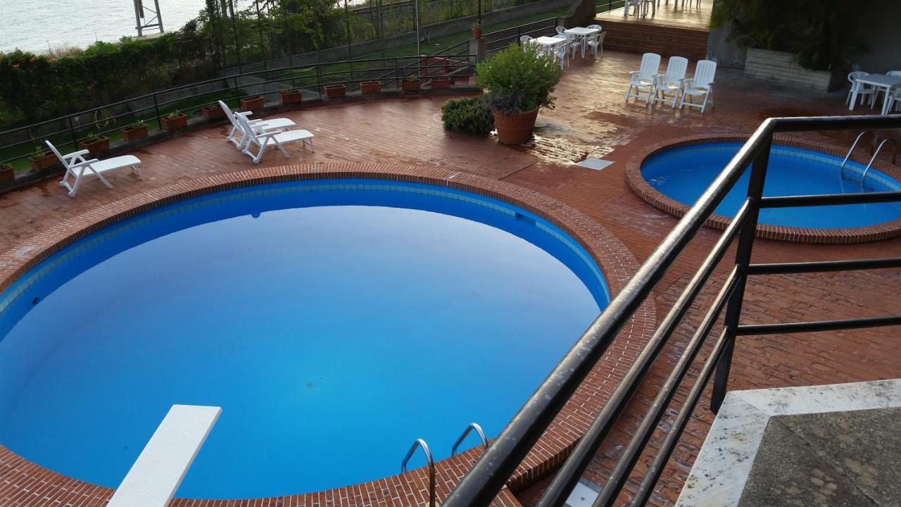 White Lotus Apartment تاورمينا المظهر الخارجي الصورة