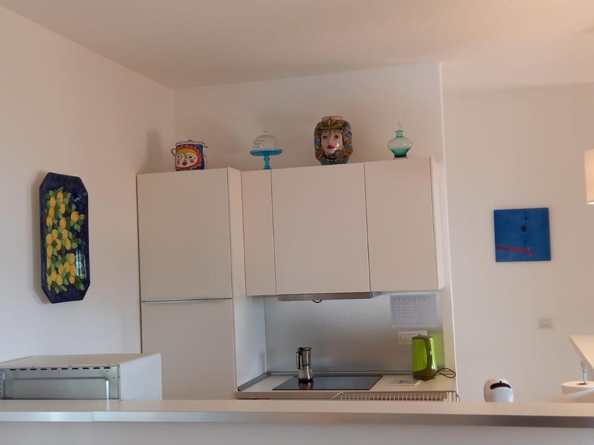 White Lotus Apartment تاورمينا المظهر الخارجي الصورة